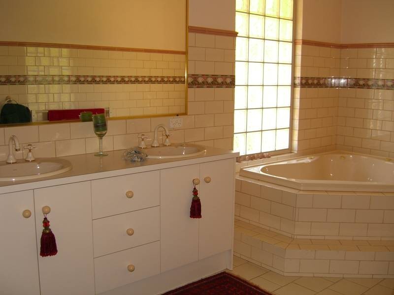 150 Watlle Valley Rd, Camberwell VIC 3124
