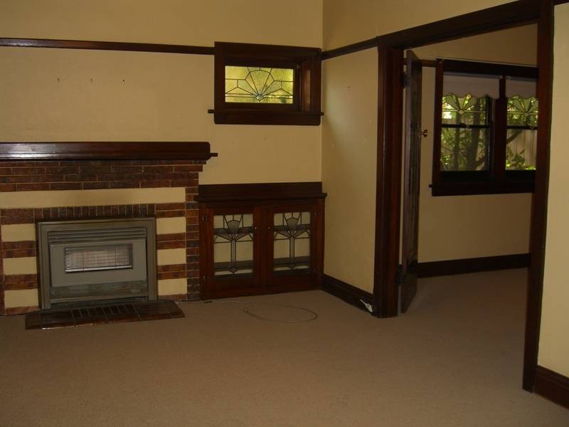 9 Wingan Ave, Camberwell VIC 3124