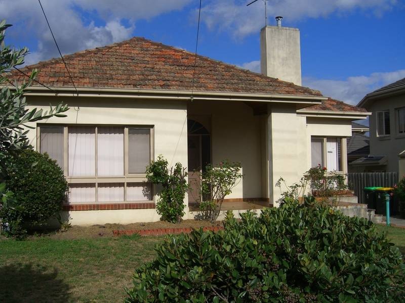 80 Roslyn St, Burwood VIC 3125