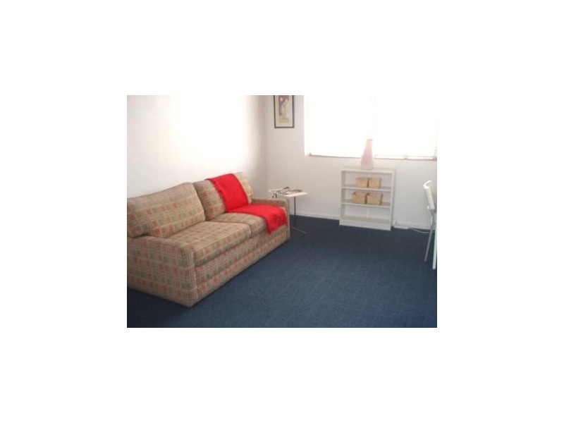 17/50 Carlisle Street, St Kilda VIC 3182