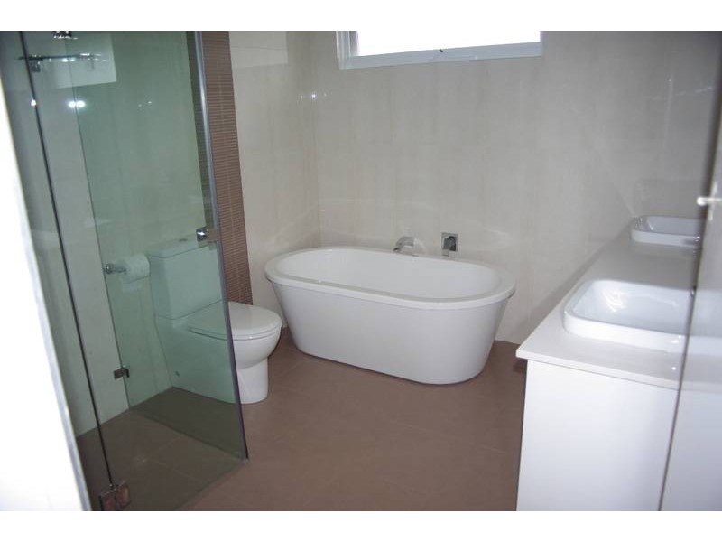 14 Chamberlain Crt, Blackburn South VIC 3130