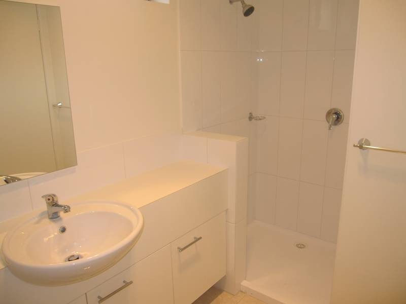 2/13 Lomond St, Glen Iris VIC 3146