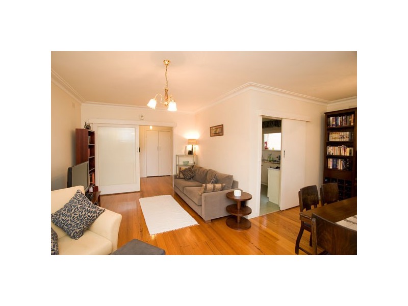 2/24 Seville Street, Camberwell VIC 3124