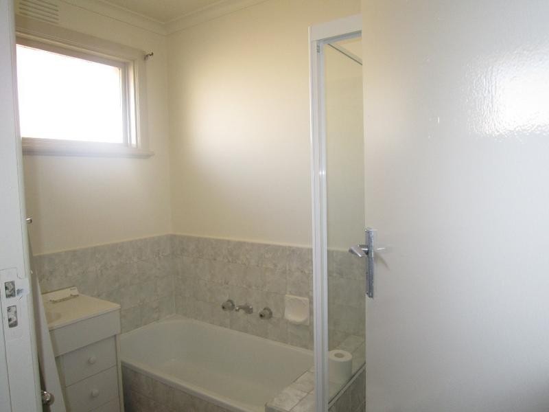 3/57 Hartwood St, Kew East VIC 3102