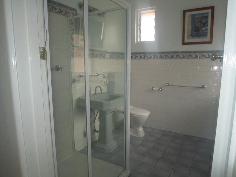 64A Bath Rd, Glen Iris VIC 3146