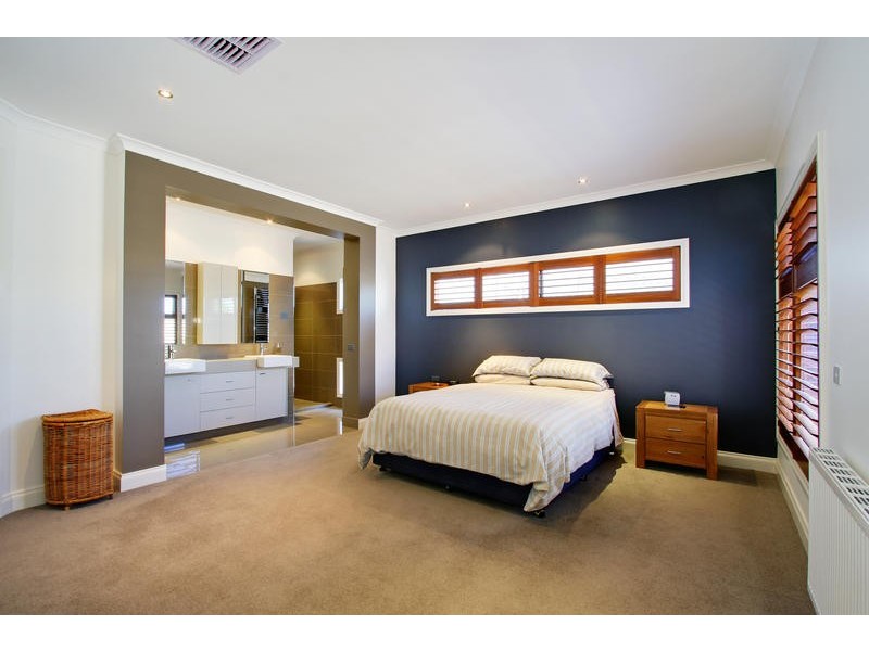 4 Ada Street, Camberwell VIC 3124