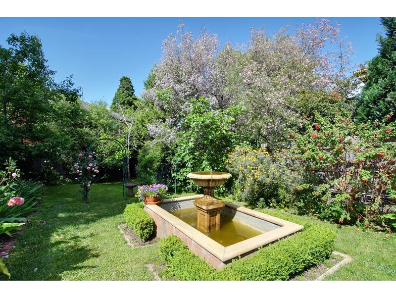 1/202 Kilby Road, Kew East VIC 3102