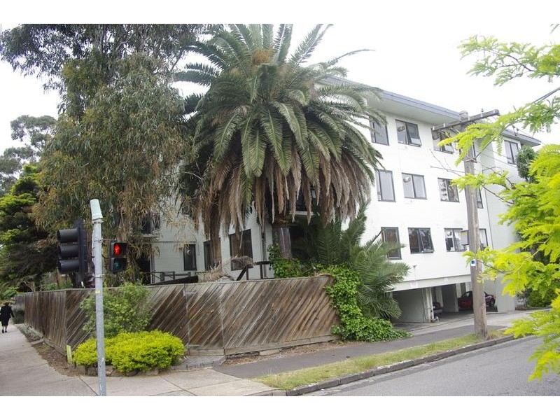 2/125 Alma Rd, St Kilda East VIC 3183
