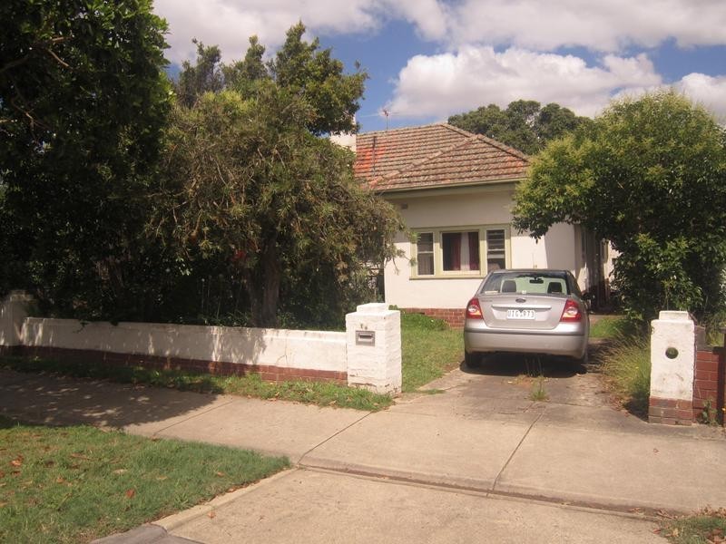 12 Lithgow St, Glen Iris VIC 3146