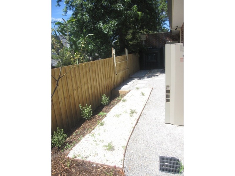 2/9 Somerset Road, Glen Iris VIC 3146