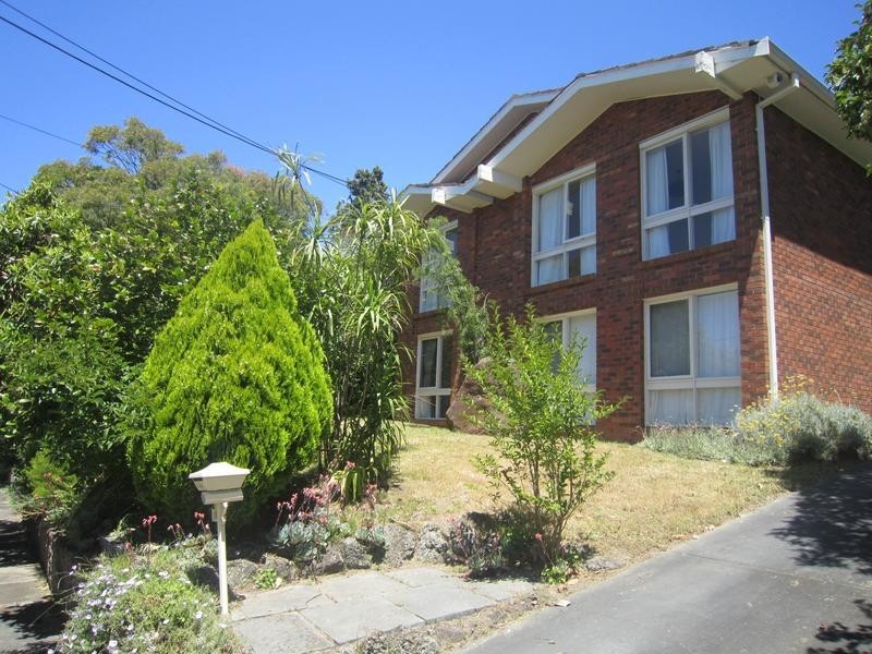 16 Glendale St, Surrey Hills VIC 3127