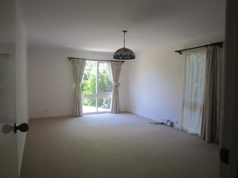 16 Glendale St, Surrey Hills VIC 3127