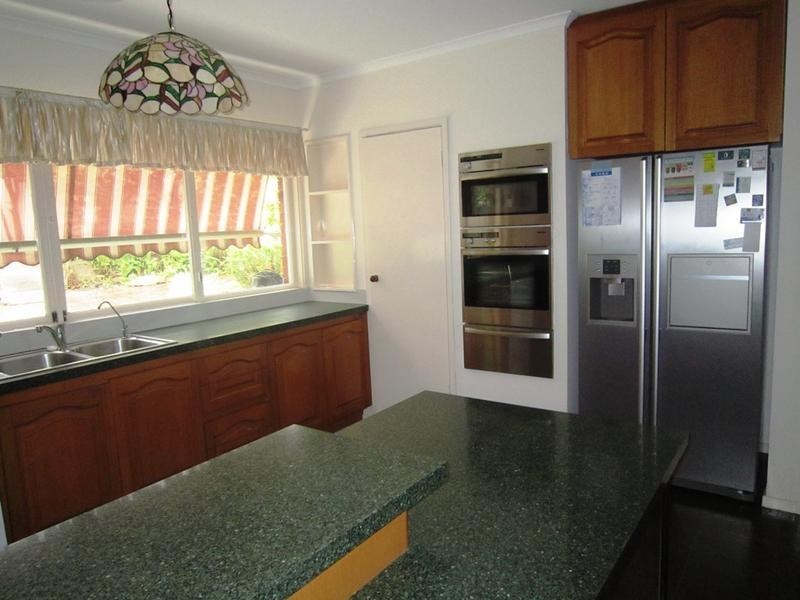 16 Glendale St, Surrey Hills VIC 3127