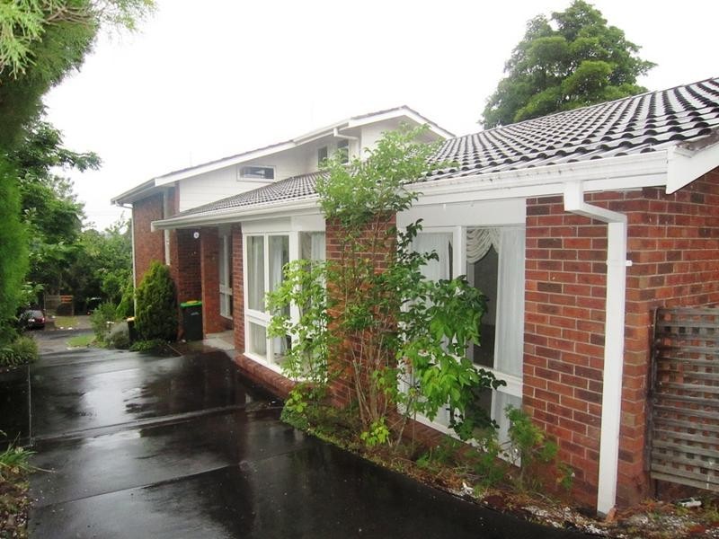 16 Glendale St, Surrey Hills VIC 3127