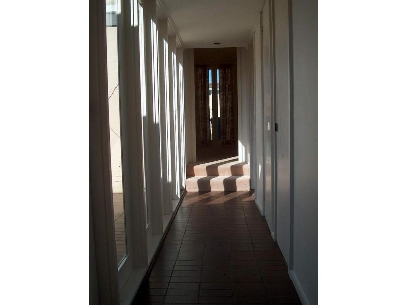 19 Kelvinside St, Balwyn VIC 3103