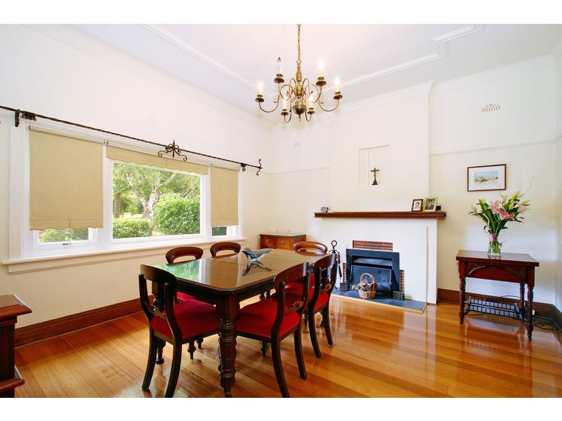 21 Orrong Crescent, Camberwell VIC 3124