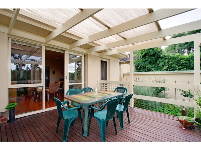 21 Orrong Crescent, Camberwell VIC 3124