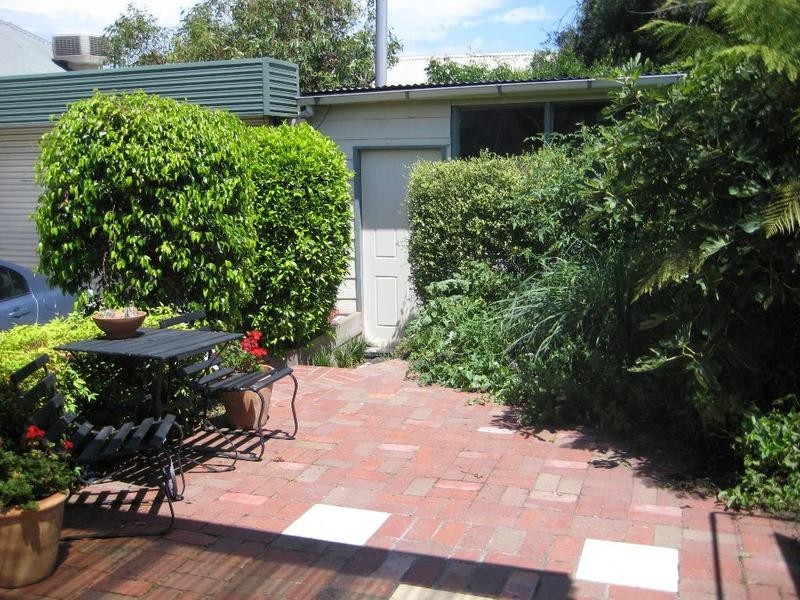 262 Barkers Rd, Hawthorn VIC 3122