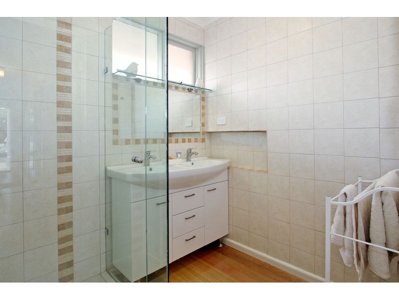 2/452 Camberwell Rd (entrance from Athelstan Rd), Camberwell VIC 3124