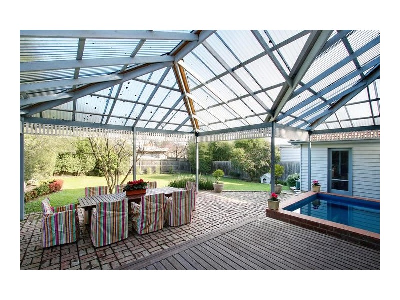 8 Laxdale Rd, Camberwell VIC 3124