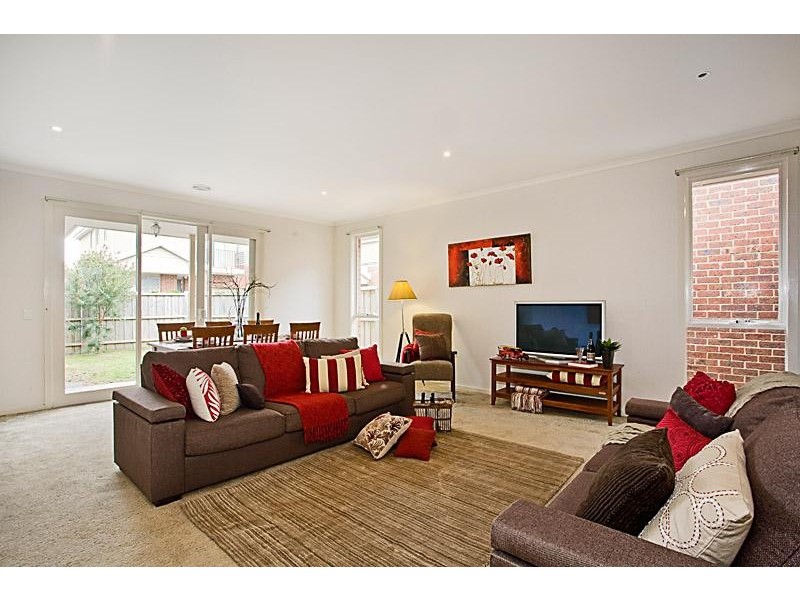 8/4-6 Keogh St, Burwood VIC 3125