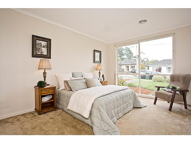 8/4-6 Keogh St, Burwood VIC 3125