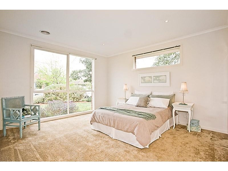 8/4-6 Keogh St, Burwood VIC 3125