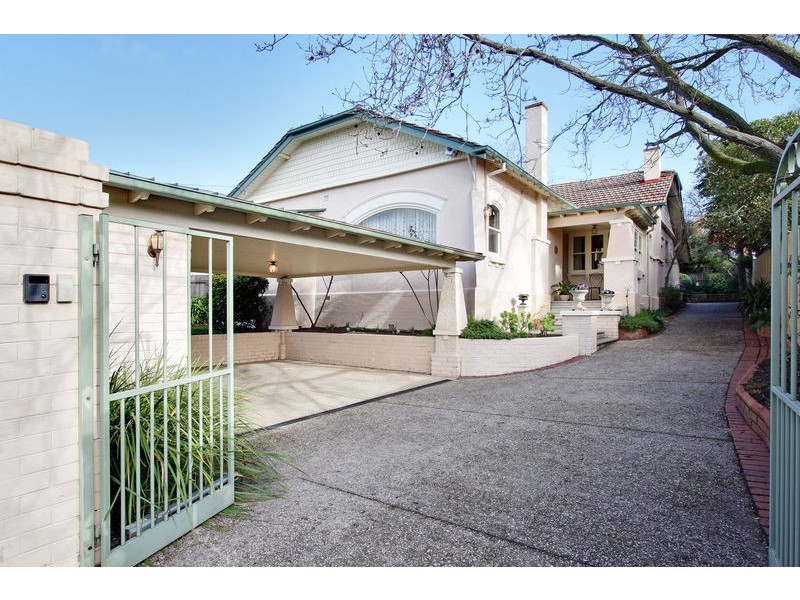 1576 Malvern Road, Glen Iris VIC 3146