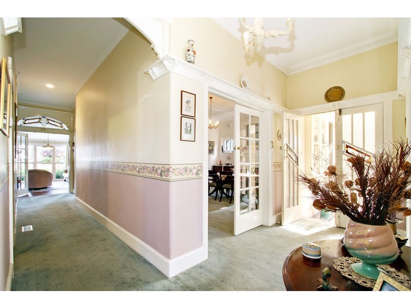 1576 Malvern Road, Glen Iris VIC 3146