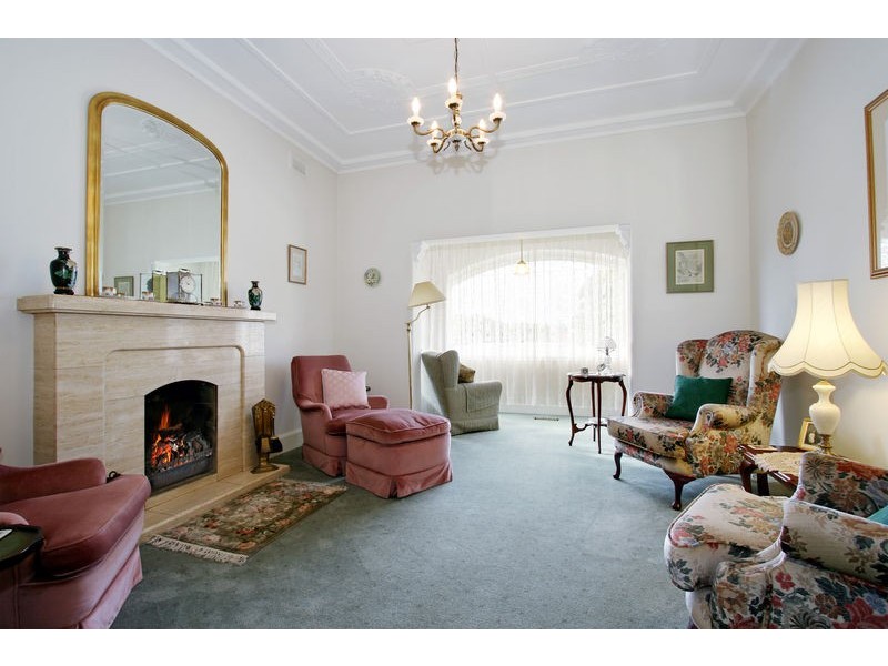 1576 Malvern Road, Glen Iris VIC 3146