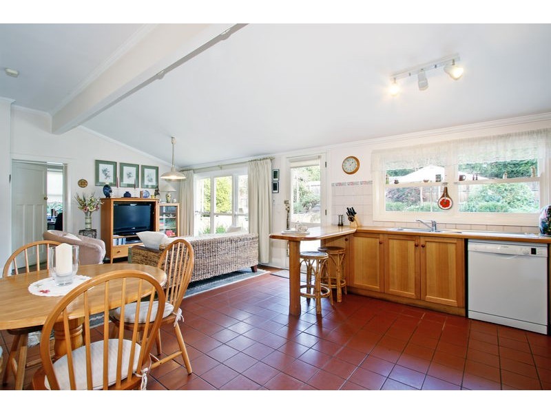 1576 Malvern Road, Glen Iris VIC 3146