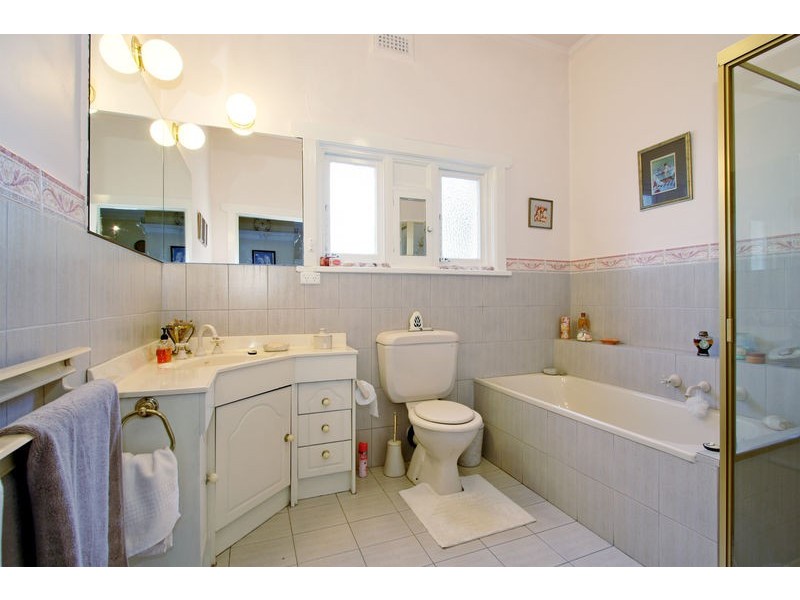 1576 Malvern Road, Glen Iris VIC 3146