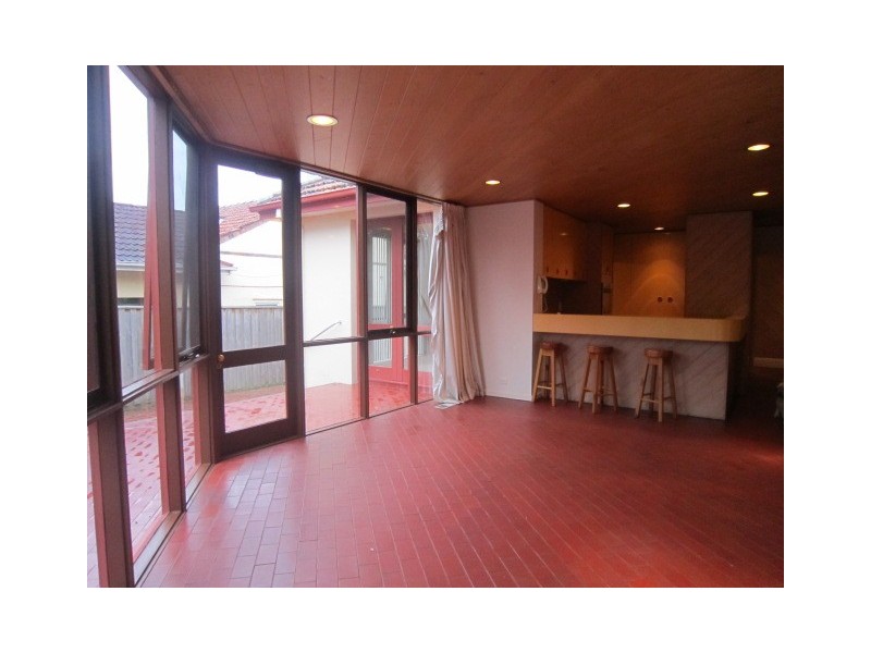 20 Johnston St, Ashburton VIC 3147