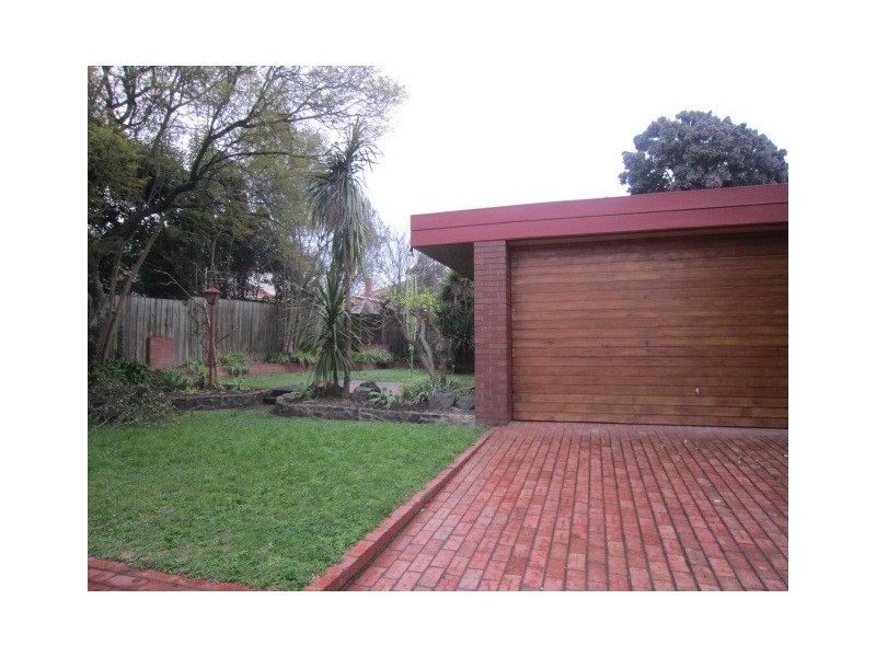 20 Johnston St, Ashburton VIC 3147