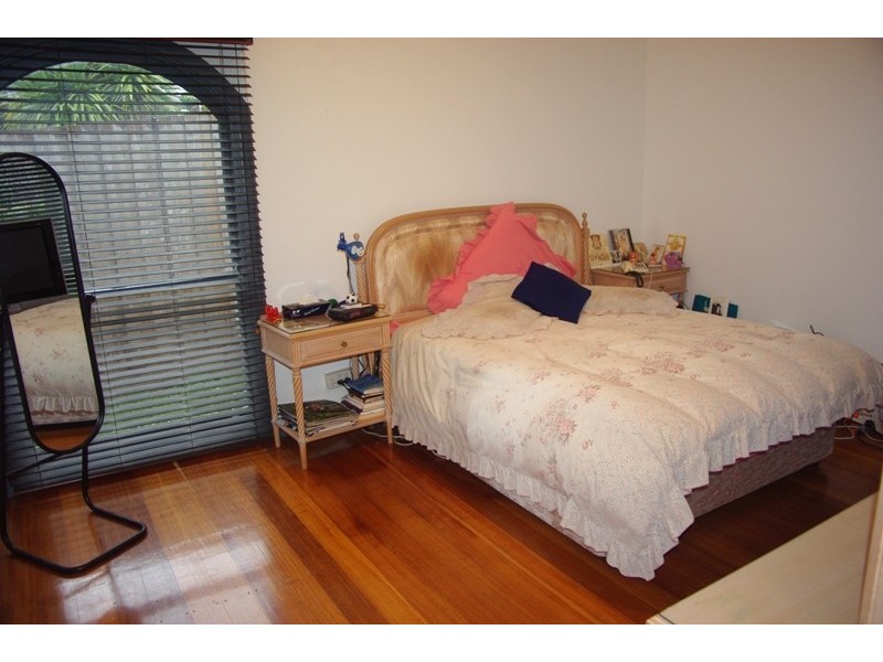 27 Summit Dr, Bulleen VIC 3105