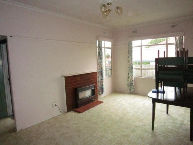 19 Meldan St, Burwood VIC 3125