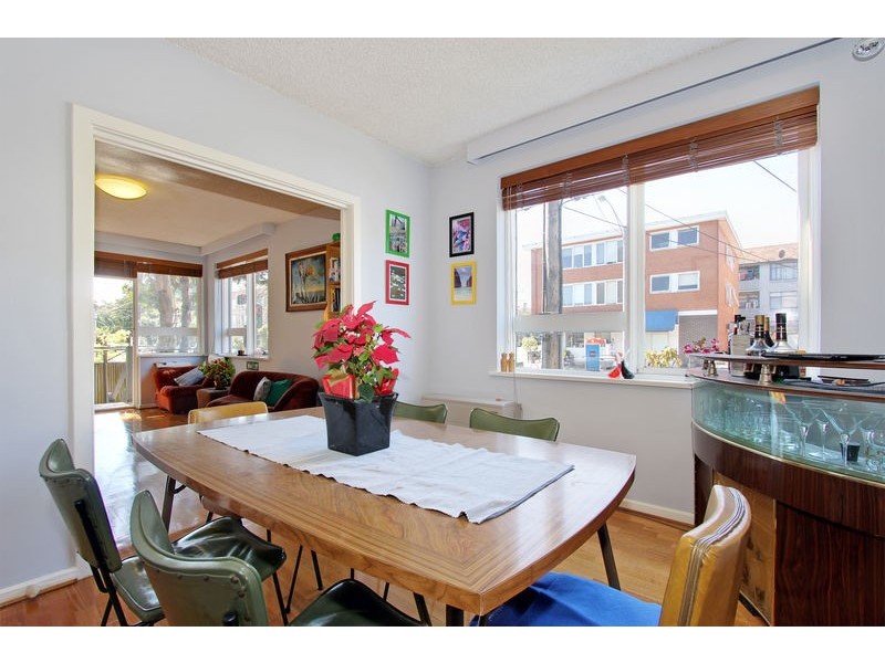 2/125 Alma Road, St Kilda East VIC 3183