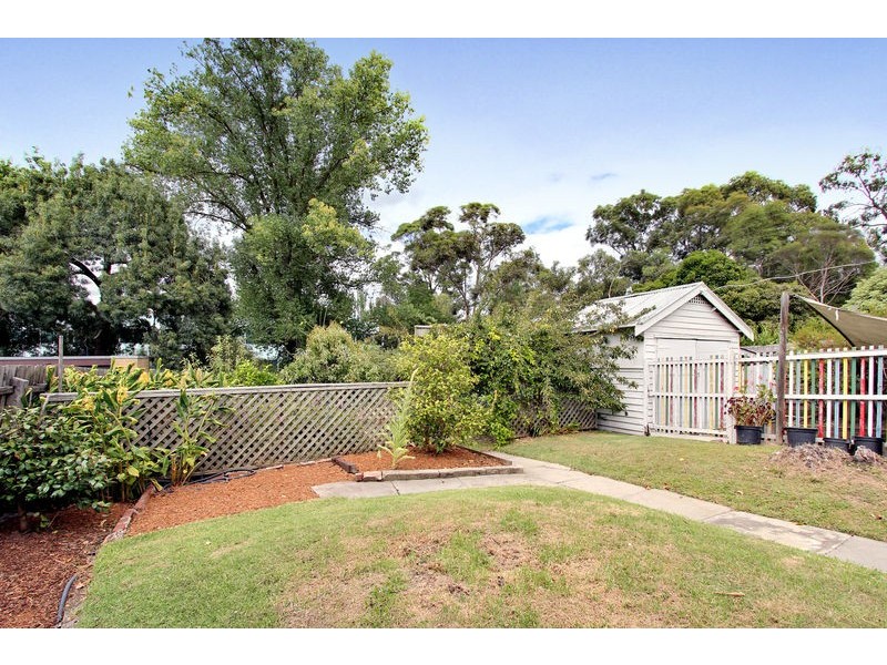 143 Fordham Ave, Camberwell VIC 3124