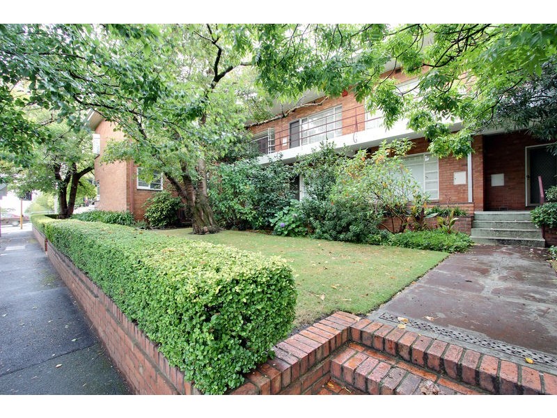 Unit 3/486 Toorak Rod, Toorak VIC 3142