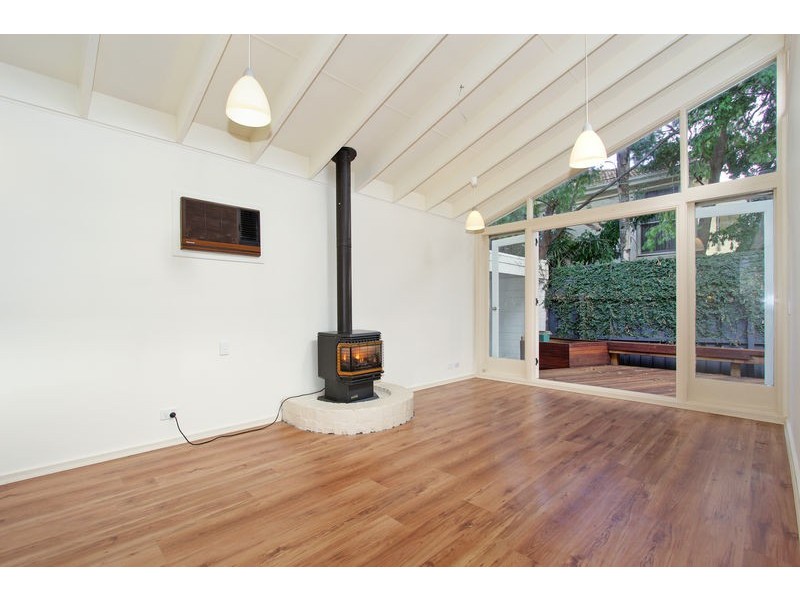 2/15 Elaroo Avenue, Camberwell VIC 3124