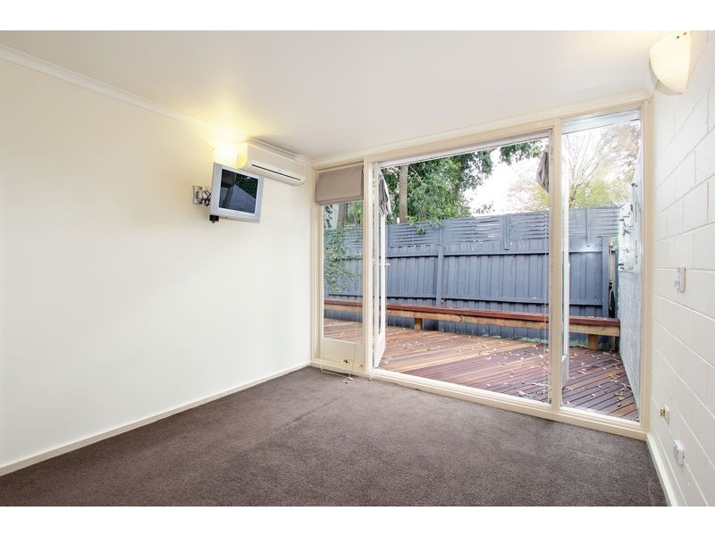 2/15 Elaroo Avenue, Camberwell VIC 3124