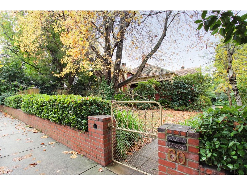 60 Wattle Valley Road, Canterbury VIC 3126