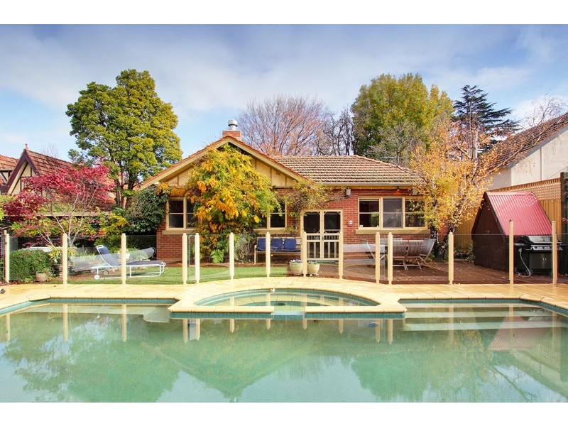 60 Wattle Valley Road, Canterbury VIC 3126