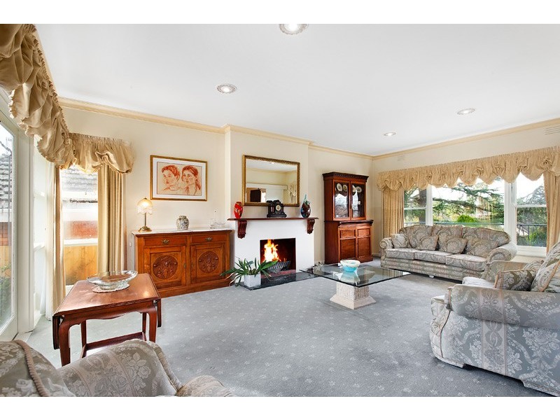 122 Hill Road, Balwyn North VIC 3104