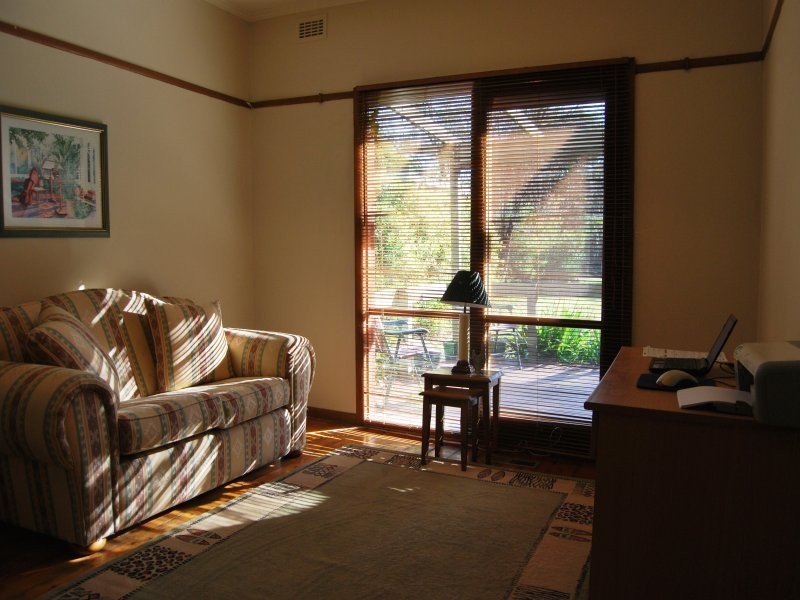 21 Tyrrell St, Mont Albert North VIC 3129