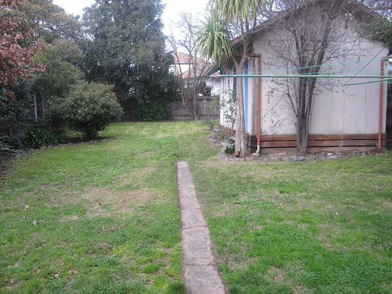 51 Summerhill Road, Glen Iris VIC 3146