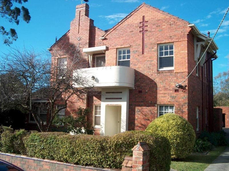 2/2 Florence Avenue, Kew VIC 3101
