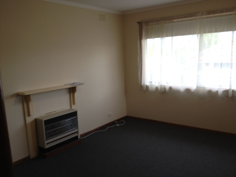 4/14 Essex Road, Surrey Hills VIC 3127