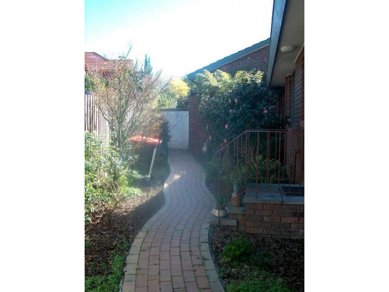 8/59 Athelstan Road, Camberwell VIC 3124