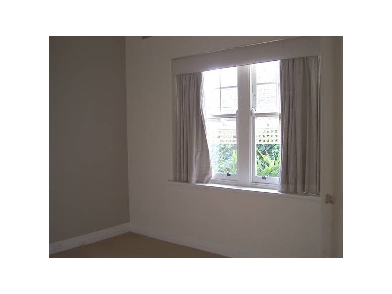 18 Thomas Street, Camberwell VIC 3124